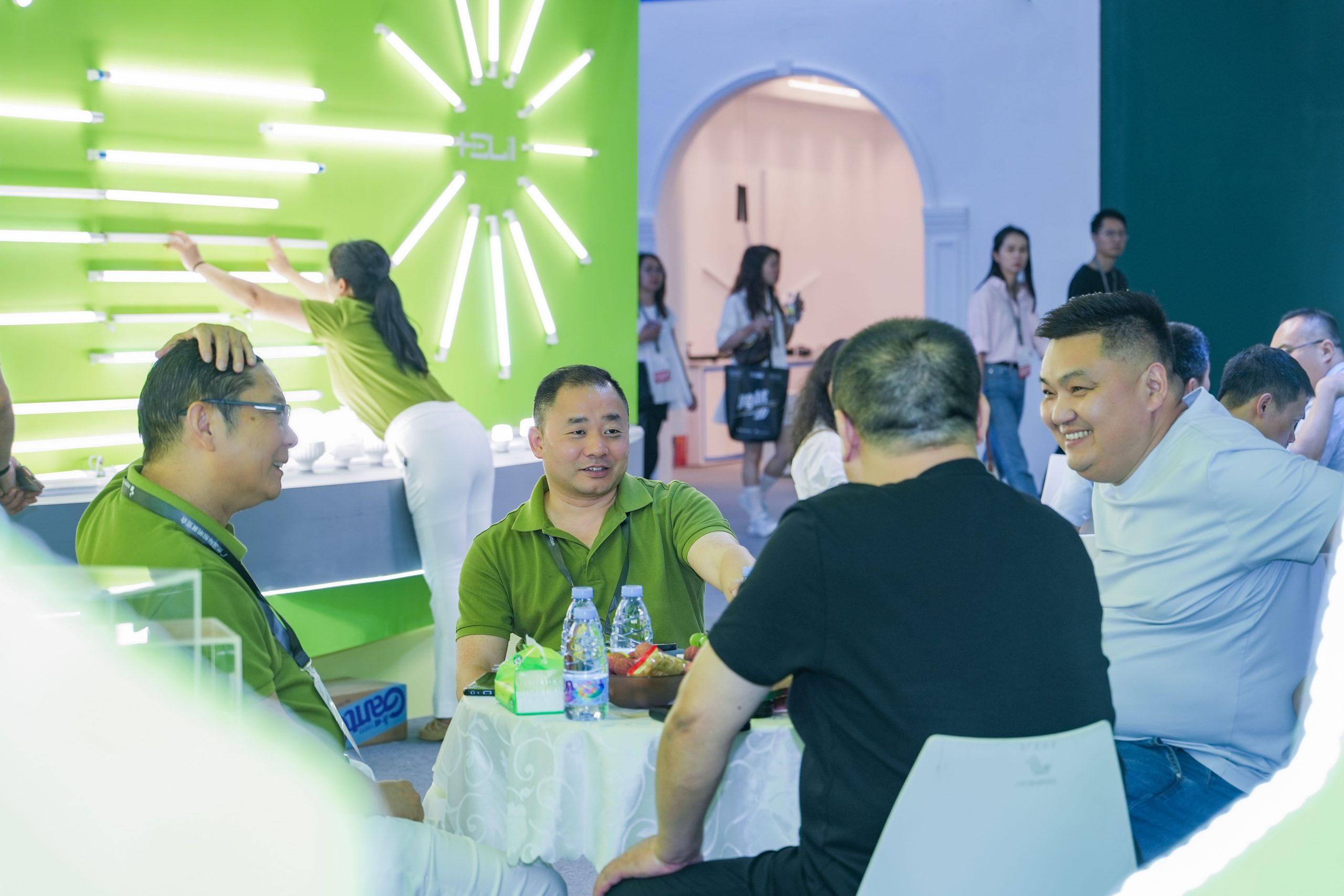 Article 16: Canton Fair 2025: New Energy Lighting Products Become New Growth Engines