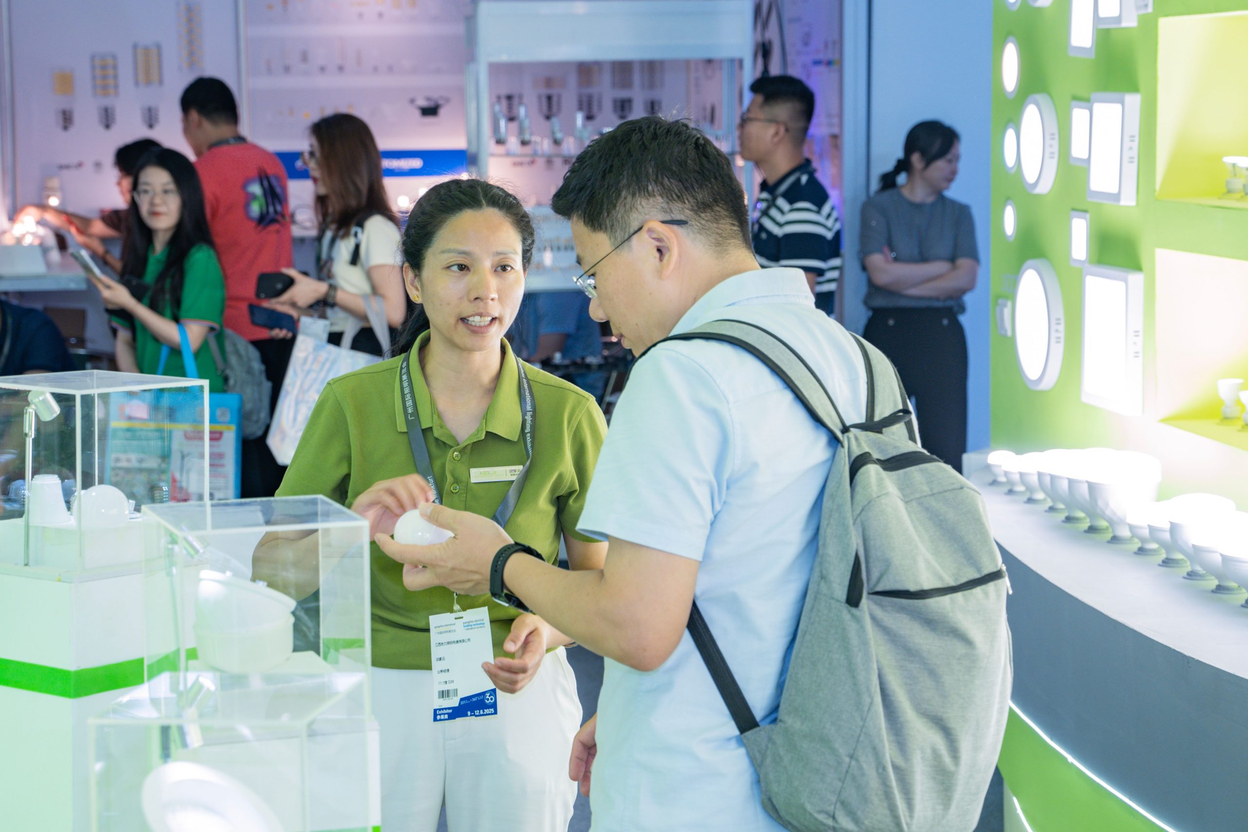 Article 29: Canton Fair Facilitates Knowledge Exchange Between Jiangxi Heli Lighting and Global Partners