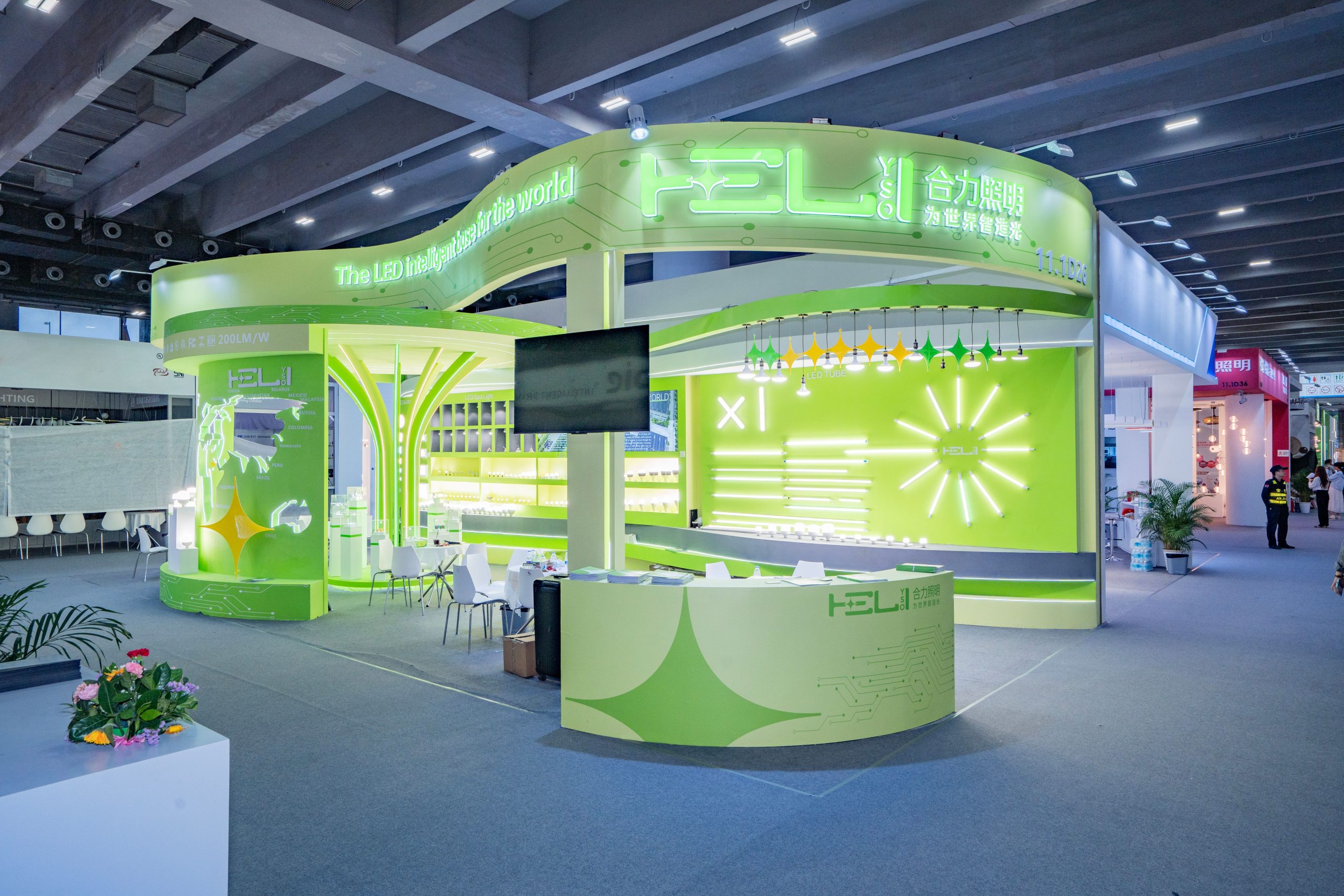 Article 33: Amid Hong Kong Fair’s Bustling Crowds, Jiangxi Heli Lighting’s Matter System Steals the Spotlight