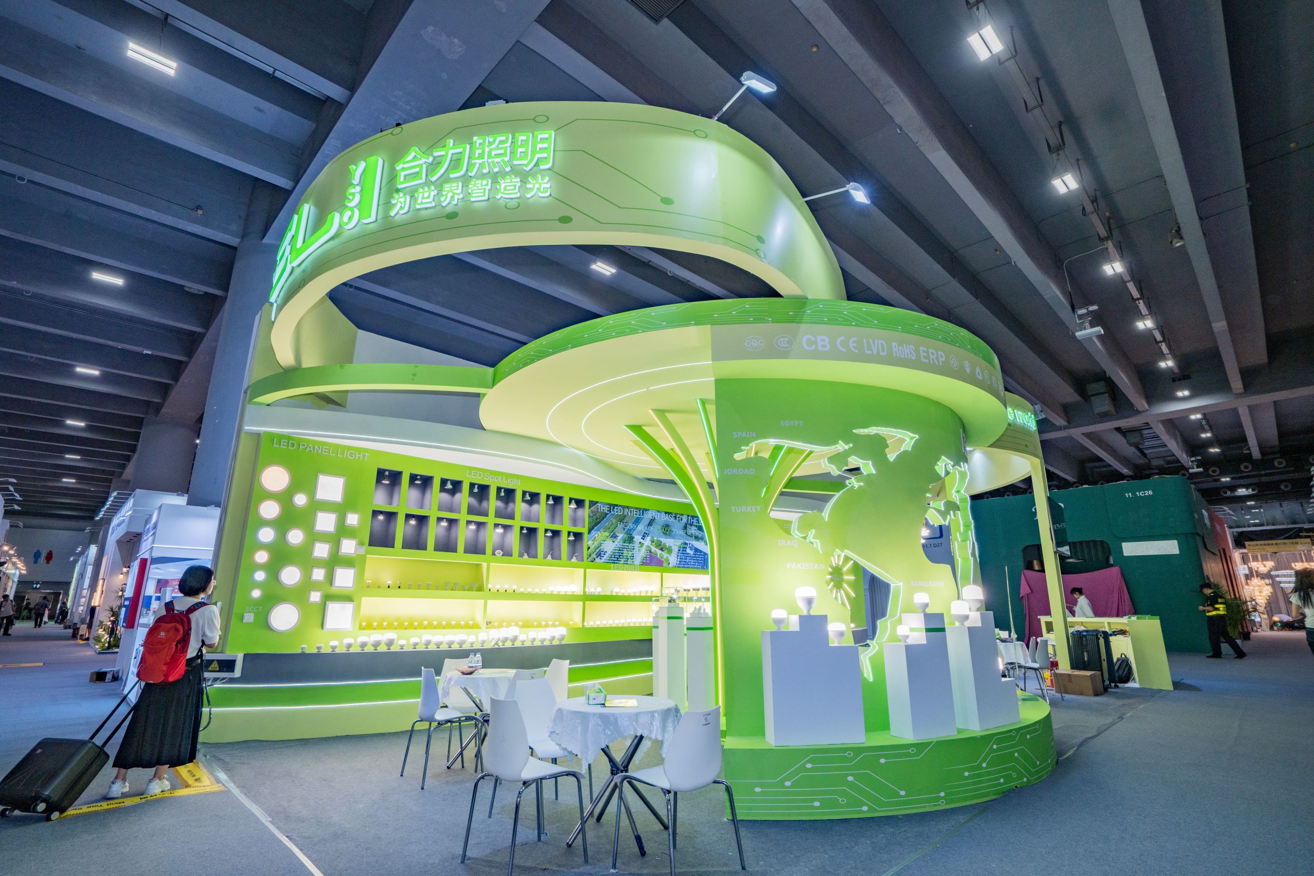 Aesthetic Fusion: Lighting as the Core of Architectural Design